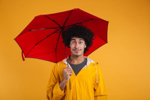 UPF Umbrella vs Regular Umbrella for Sun and Rain Protection