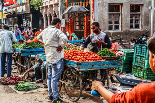 How Weather Variability Affects Outdoor Markets in India